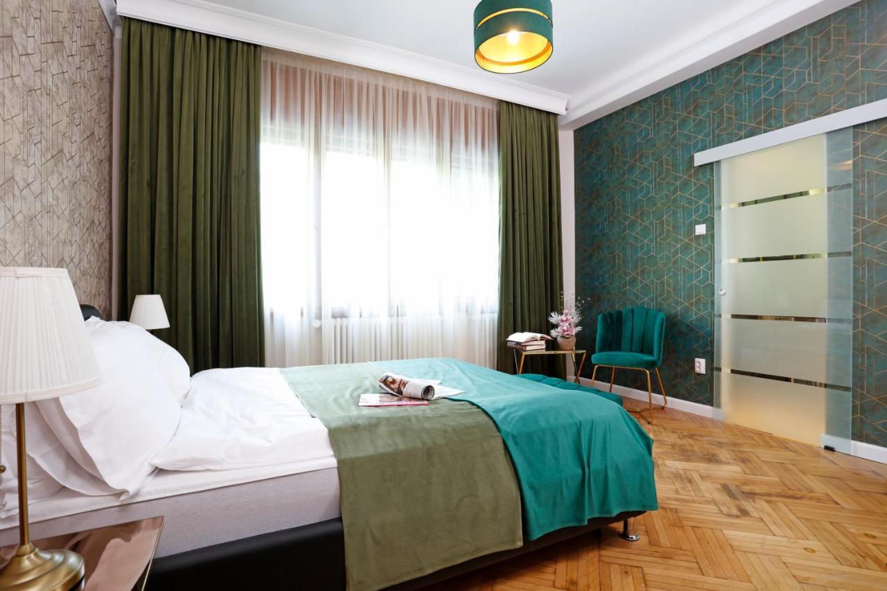 Grand Phillip Cismigiu Park Downtown Bucharest Apartment Exterior photo