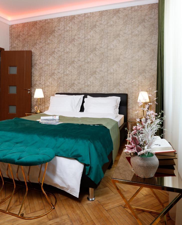 Grand Phillip Cismigiu Park Downtown Bucharest Apartment Exterior photo