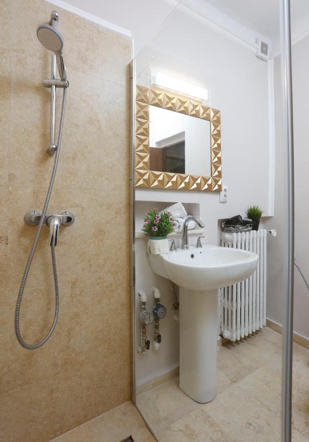 Grand Phillip Cismigiu Park Downtown Bucharest Apartment Exterior photo