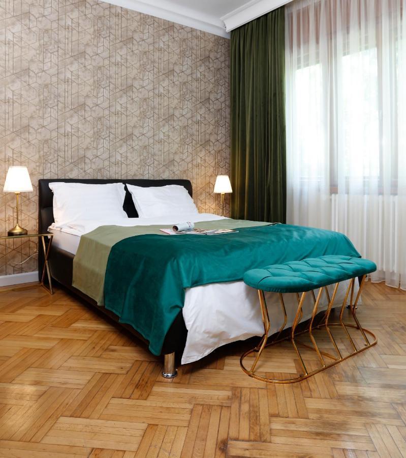 Grand Phillip Cismigiu Park Downtown Bucharest Apartment Exterior photo