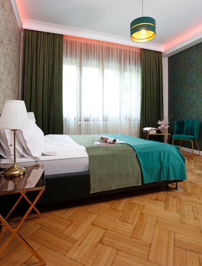 Grand Phillip Cismigiu Park Downtown Bucharest Apartment Exterior photo